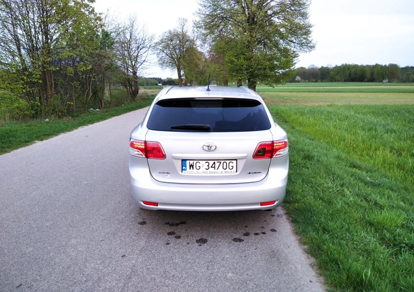 Toyota Avensis cena 27400 przebieg: 305000, rok produkcji 2011 z Garwolin małe 466